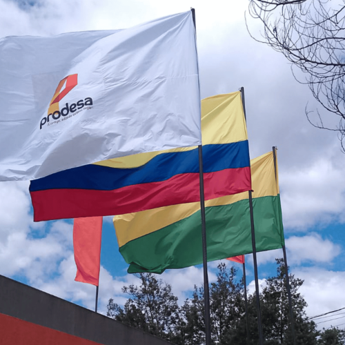 Banderas Publicitarias – Bogotá Banderas Publicitarias - Bogotá